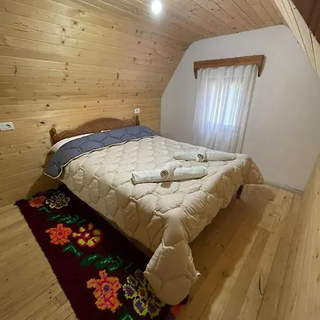 Guest house Belinis Theth